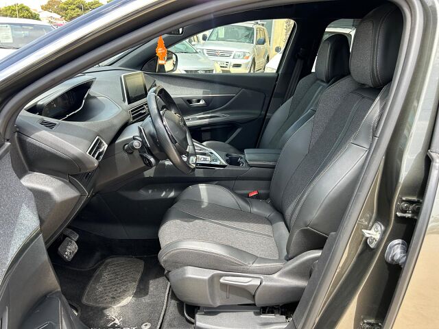 PEUGEOT 3008 GT LINE 1.2 E-THP AUTO SPANISH LHD IN SPAIN 43000 MILES SUPER 2020